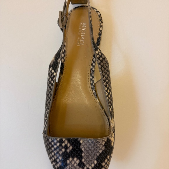 VERY GOOD CONDITION, 7.5 WOMENS, MICHAEL KORS SLINGS - Picture 2 of 6